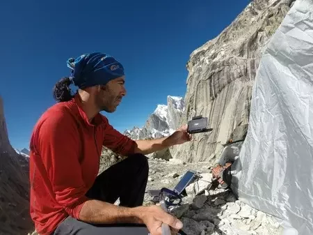 THE SPANISH ROUTE ON THE NAMELESS TOWER:  THE ATTEMPT (BY PEDRO CIFUENTES)