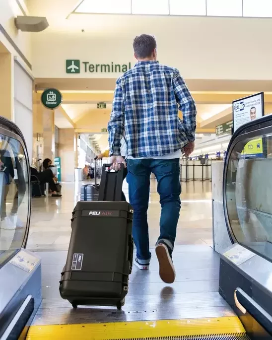 REVIEW: PELI'S INDESTRUCTIBILE CASES SOLVED ALL YOUR MORDERN LUGGAGE NIGHTMARES