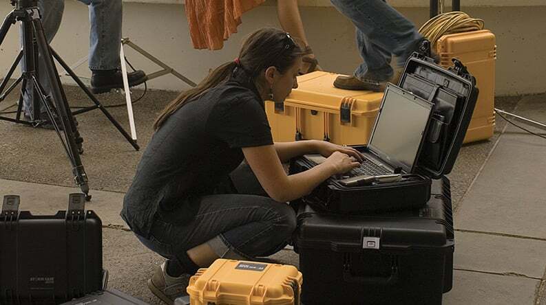 TIMELESS PROTECTION : PELI HARDIGG CASES FOR DELICATE EQUIPMENT 